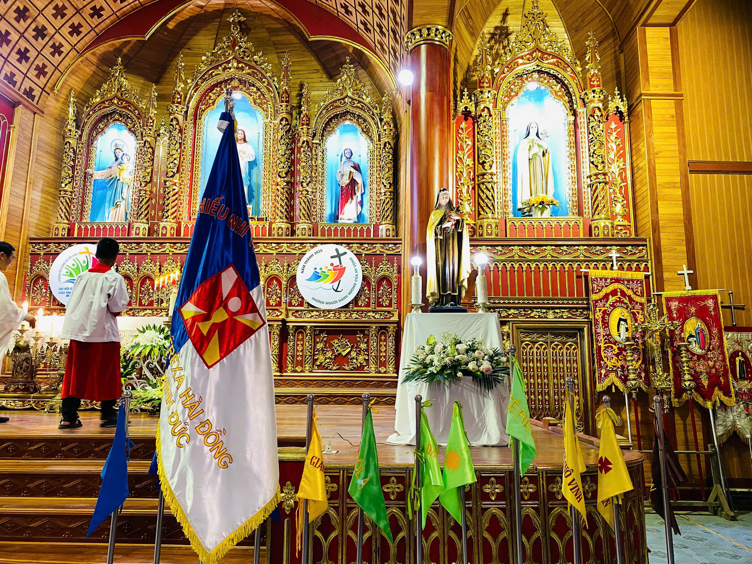 MỪNG LỄ QUAN THẦY XỨ ĐOÀN TNTT TÊRÊSA HÀI ĐỒNG GIÊSU – GIÁO XỨ MINH ĐỨC